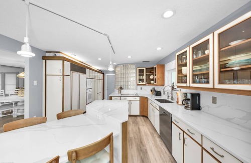 Bayshore Gardens House | Bay House Retreat managed by Beach Retreats FL Anna Maria Island