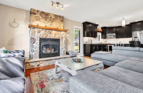 Meaford Ski Chalet | Bay Mount Chalet with Sauna