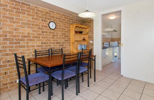 Port Macquarie Villa | Bay Park Gardens 30 1 Warlters Street