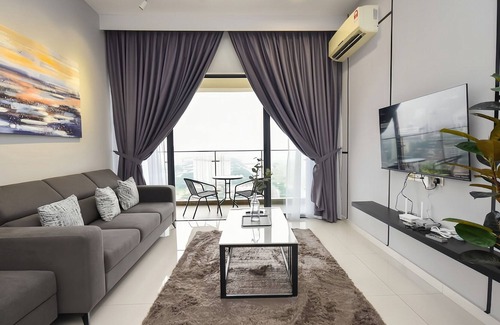 Central District Apartment | Bay Point Country Garden Danga Bay
