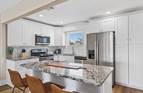Upper Grand Lagoon Apartment | Bay Point Golf Villas by PHG