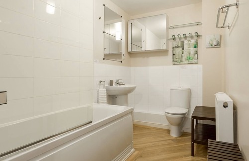 Hamworthy Cottage | Bay Retreat