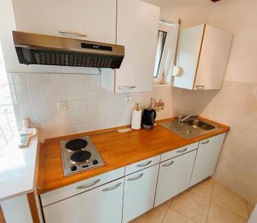 Raslina Apartment | Bay Serenity apartments - Raslina