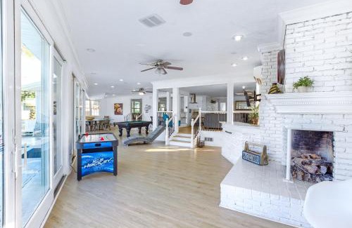 Woodlawn House | Bay Shore