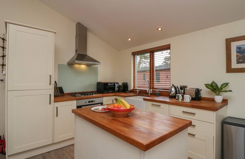 Allithwaite Cottage | BAY TREE LODGE, pet friendly, with open fire in Cartmel