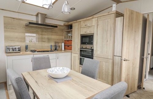 Llanllwchaiarn Cottage | BAY VIEW (41), family friendly, character holiday cottage in New Quay