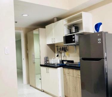 Mabolo Apartment | Bay View Apartment Sunvida Tower 28