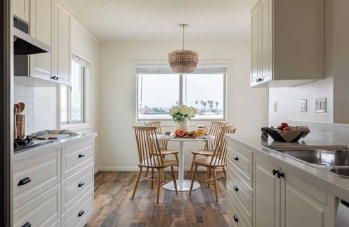 Mission Beach House | Bay View I by Avantstay Stylish Mission Beach Home on the Sand!