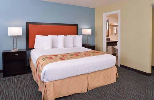 Morro Bay Hotel | Bay View Inn