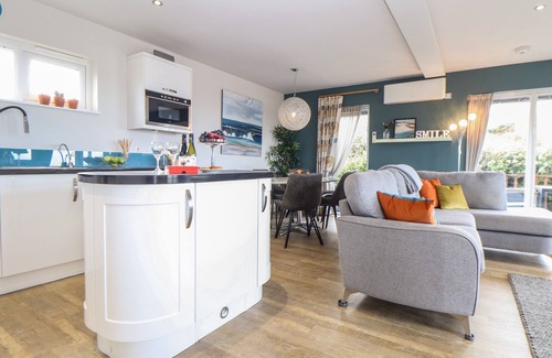 Portreath Cottage | BAY VIEW, pet friendly, country holiday cottage in Portreath