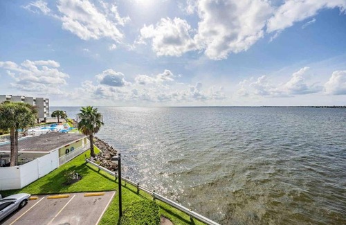 Rocky Point House | Bay View Pool, Minutes to Airport & Downtown