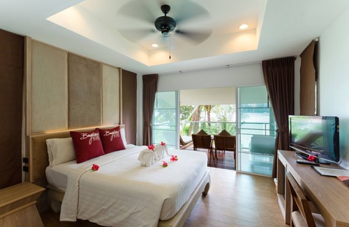 Ko Phi Phi Resort | Bay View Resort and Premier Resort