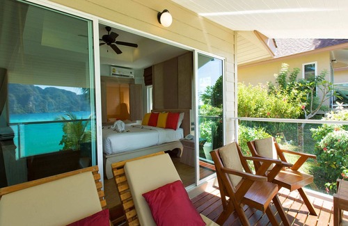 Ko Phi Phi Resort | Bay View Resort and Premier Resort