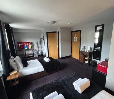 Weston-super-Mare Hotel | Bay view rooms at Mentone Hotel
