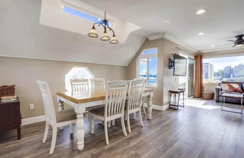 Mission Beach House | Bay View