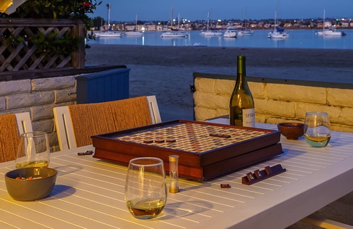Central Mission Beach Cottage | Bay View V by Avantstay Stylish Mission Beach Home on the Sand!