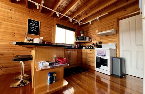 Stieglitz House | Bay views Escape: Relaxing Home for You and Your Family with outdoor EV Charger