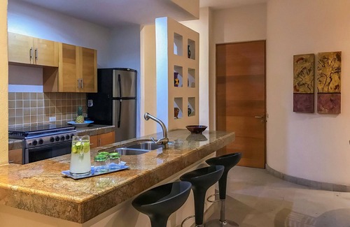 Amapas Villa | BAY VIEWS, HILLSIDE LUXURY VILLA