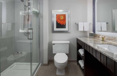 Burlingame House | Bay views minutes from the airport