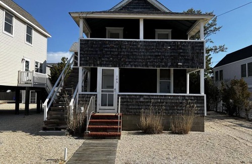 Ship Bottom House | Bay views! WIFI. Bay Side Duplex in Ship Bottom 140061