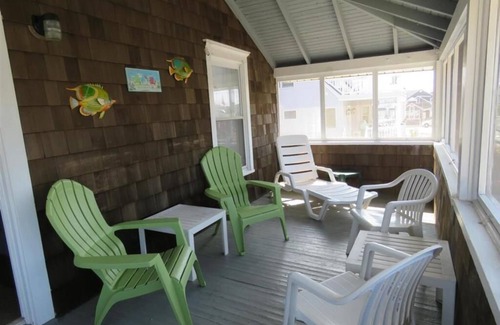 Ship Bottom House | Bay views! WIFI. Bay Side Duplex in Ship Bottom 140061