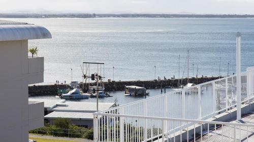 Nelson Bay Apartment | Bay Vista Penthouse - Heart of Nelson Bay