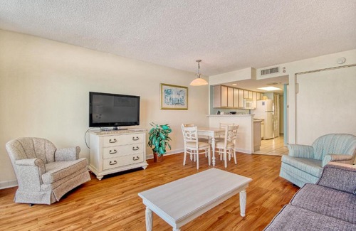 Crescent Beach Hotel | Bay Watch 1019