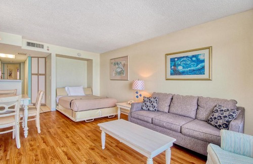 Crescent Beach Hotel | Bay Watch 1019
