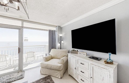 Crescent Beach Hotel | Bay Watch 1408