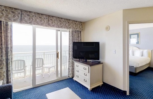 Crescent Beach Hotel | Bay Watch 1637