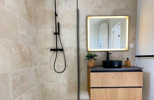 Les Pennes-Mirabeau Bed & Breakfast | Baya Spa