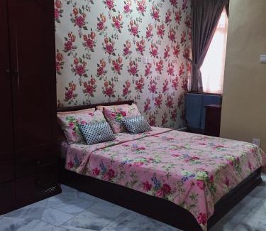 Kampung Sungai Nibong House | Bayan Baru Homestay @ Taman Sri Nibong
