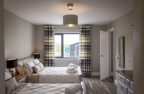 Clifden Cottage | Baybridge House, Sky Road