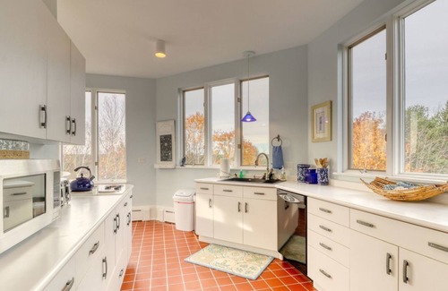 Phippsburg House | Bayfront home with 270-degree views, large deck & porch - near Popham Beach