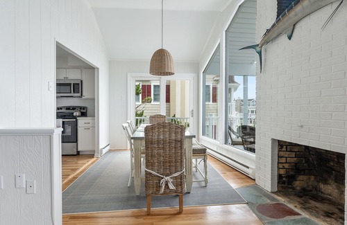 Merion Park Condo | Bayfront Home with Boat Slip and Awesome Views