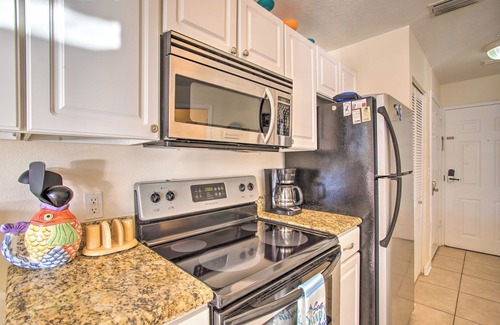 St. Petersburg - Clearwater Apartment | Bayfront Retreat: Private Balcony & Pool Access!