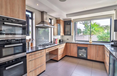 Sunset Beach House | Bayhill Terrace 17 by CTHA