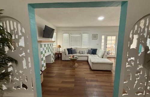 Midtown Villa | BayHome Edgewater