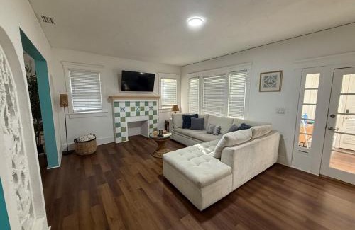 Midtown Villa | BayHome Edgewater