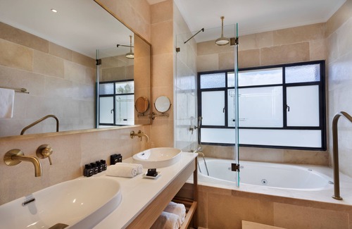 Hatzor HaGlilit Hotel | Bayit Bagalil Boutique By Herbert Samuel