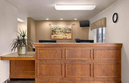 Cheektowaga Hotel | Baymont by Wyndham Buffalo