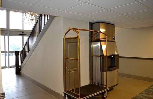 Effingham Hotel | Baymont by Wyndham Effingham