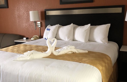 Sharonville Hotel | Baymont by Wyndham Cincinnati