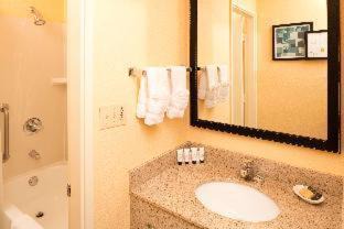 Dayton Hotel | Baymont by Wyndham Dayton North