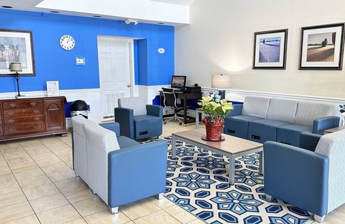 Greenwood Hotel | Baymont by Wyndham Greenwood