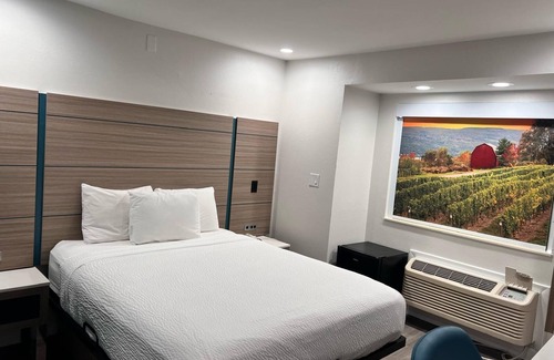 Henrietta Hotel | Baymont by Wyndham Henrietta/Rochester