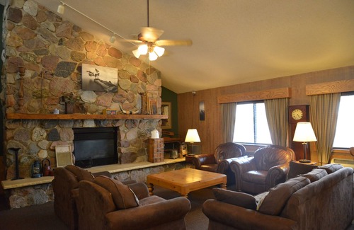 Kasson Hotel | Baymont by Wyndham Kasson Rochester Area