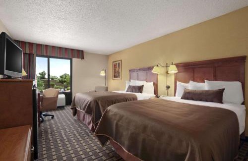 Lewisville Hotel | Baymont by Wyndham Lewisville
