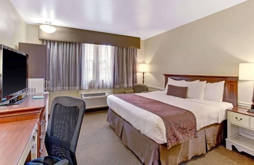 Provo Hotel | Baymont by Wyndham Provo River