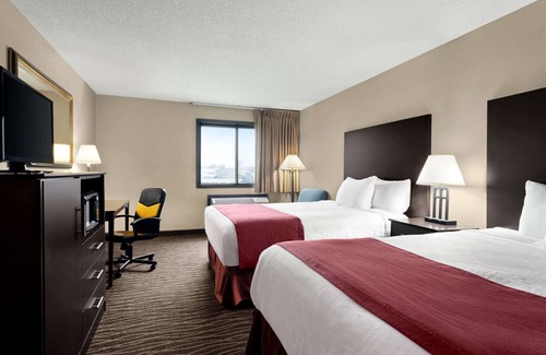Sioux Falls Hotel | Baymont by Wyndham Sioux Falls West (67058) Sioux/Near Airport